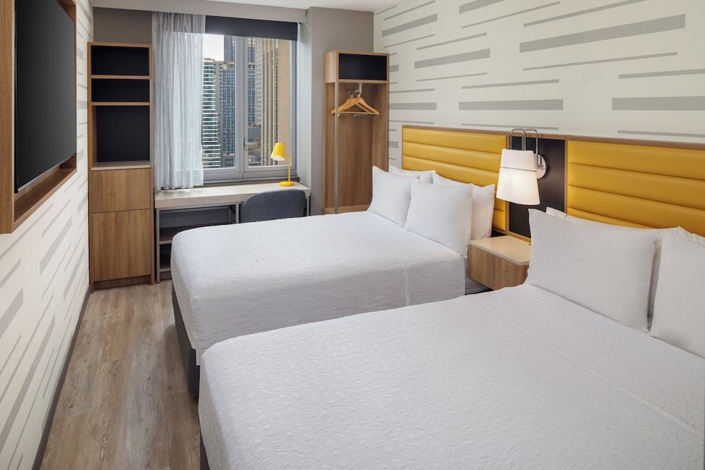Room, 2 Double Beds (Water View)