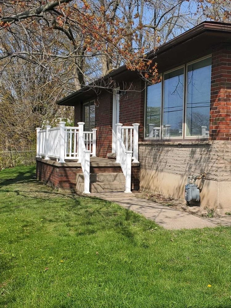 undefined The Grand Gorge Villa-With Yard& Parking 2