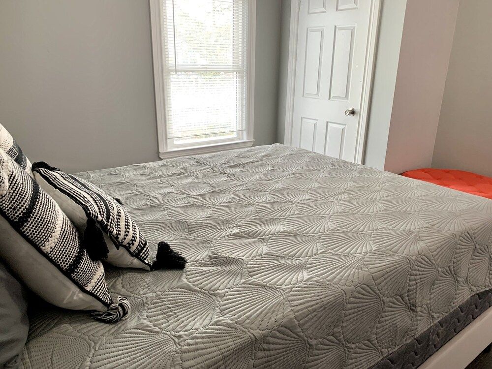 undefined The Wheel of Fortune Duplex-8BR Parking 9