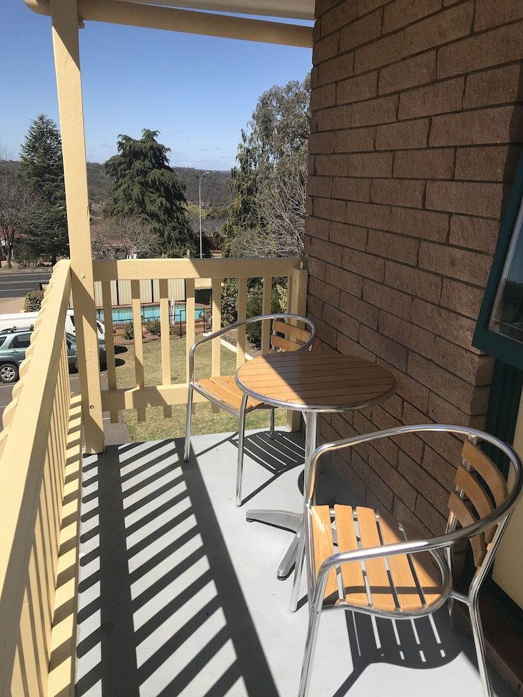 Hideaway Motor Inn Armidale Family Room 3