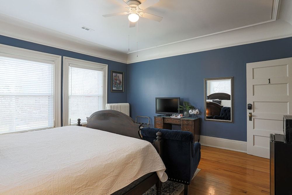 undefined Offutt Manor 5