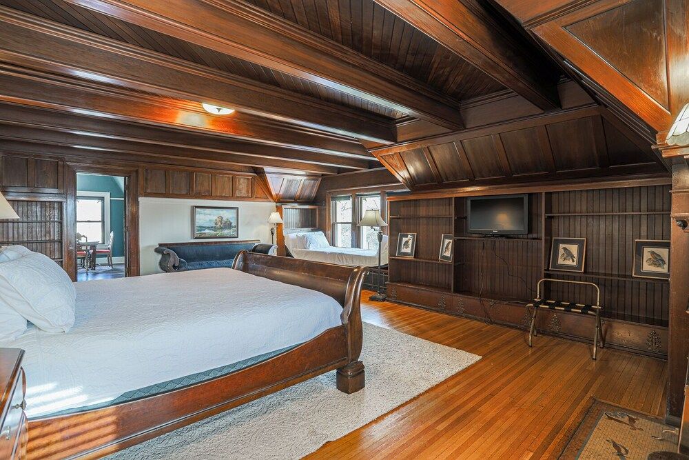 undefined Offutt Manor 7