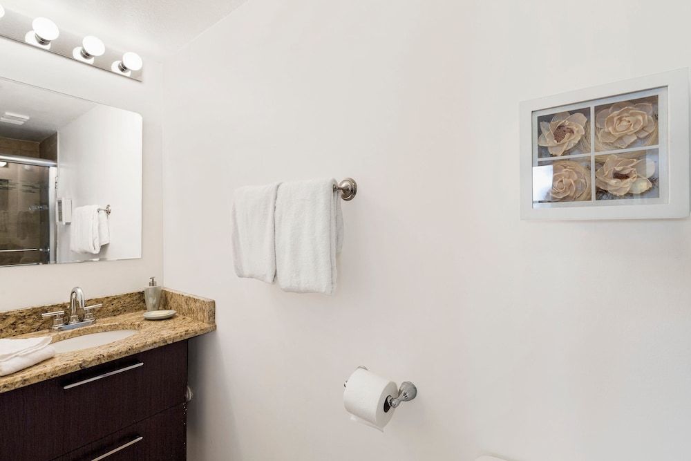 Villa Yamagi - The Enclave Hotel & Suites House 12