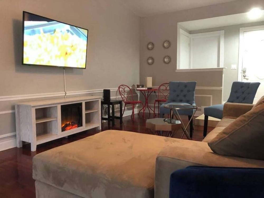 undefined 6151 Sandcrest · Next to Universal. Pool Sleep 9. Walk to Park 8