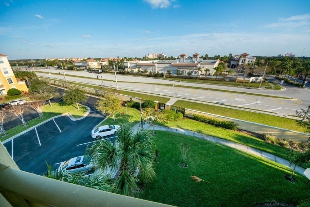 undefined Vista Cay Next To Orange County Convention Center! 4 Bedroom Apts by Redawning 5