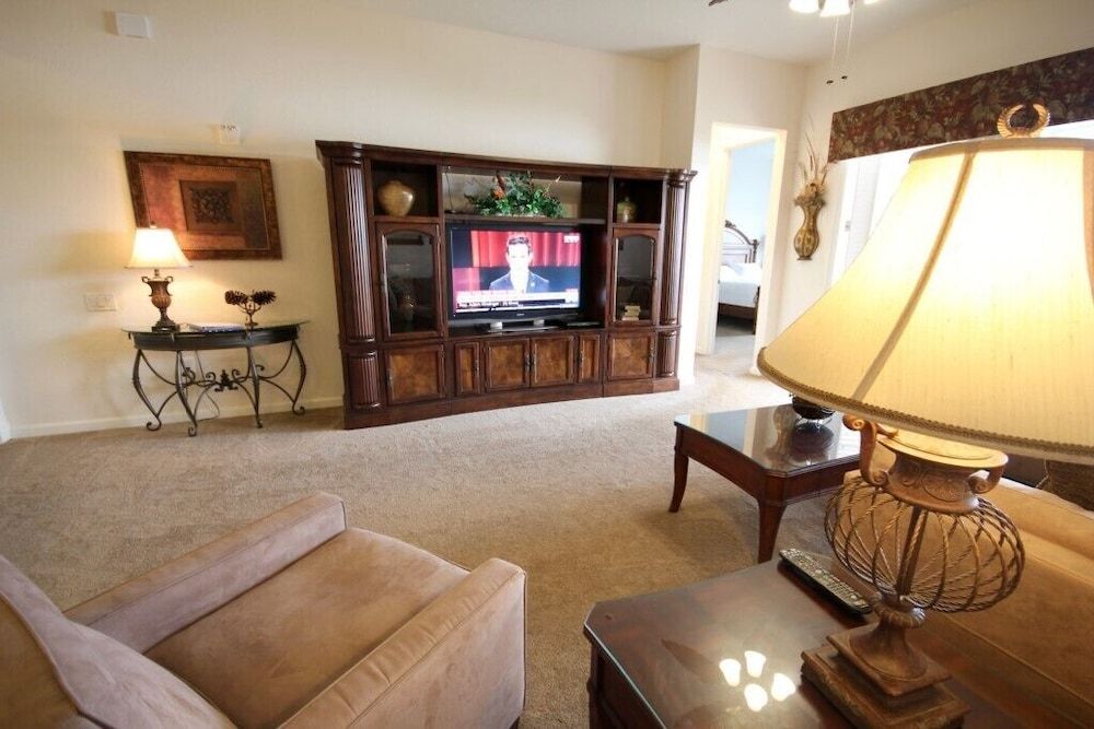 Pool View Penthouse - New! 3 Bedroom Home by RedAwning House, 3 Bedrooms 18