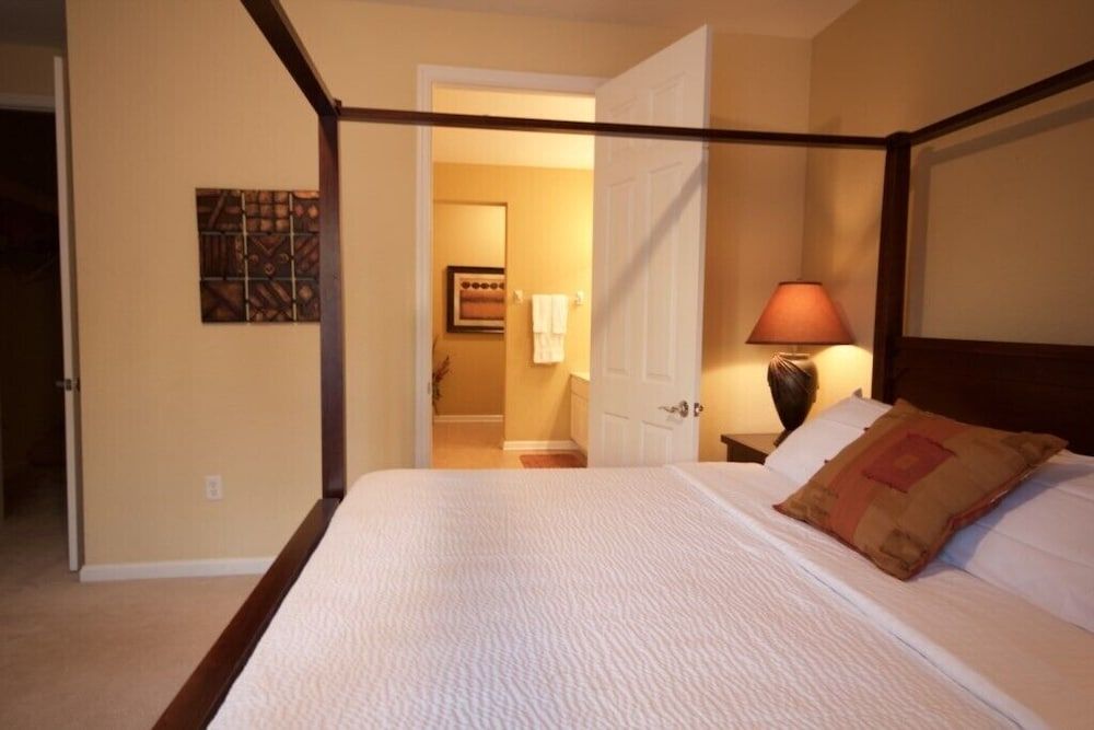 undefined 12-103 3 Bedroom Home by RedAwning 6