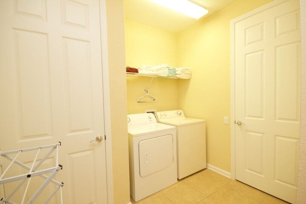 12-103 3 Bedroom Home by RedAwning House, 3 Bedrooms 18