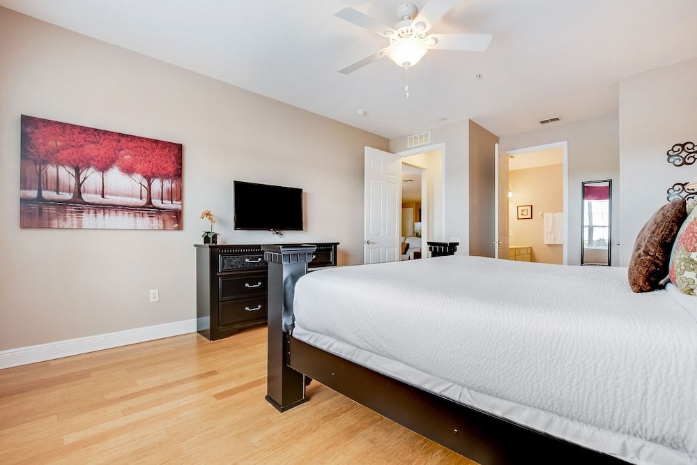 Endless Summer Apartment (3 Bedrooms) 6