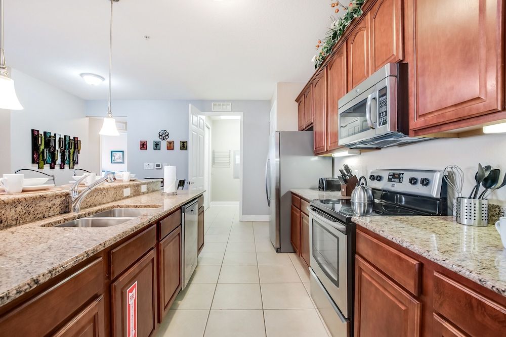 Endless Summer Apartment (3 Bedrooms) 9