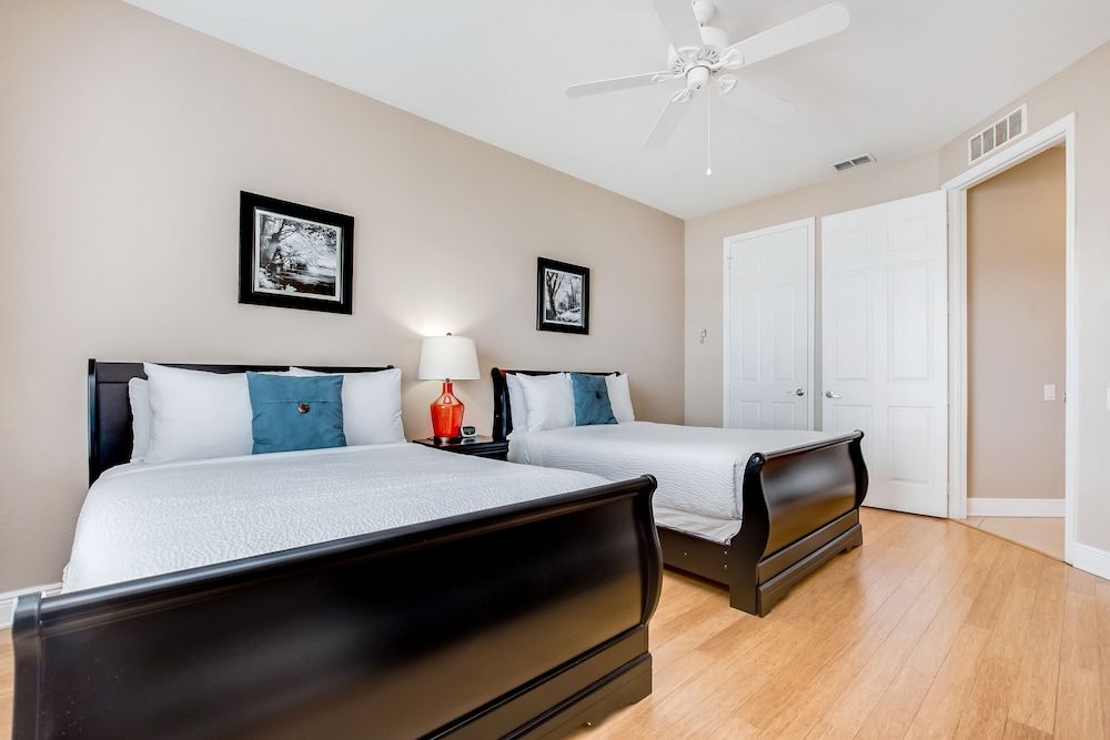 Endless Summer Apartment (3 Bedrooms) 2