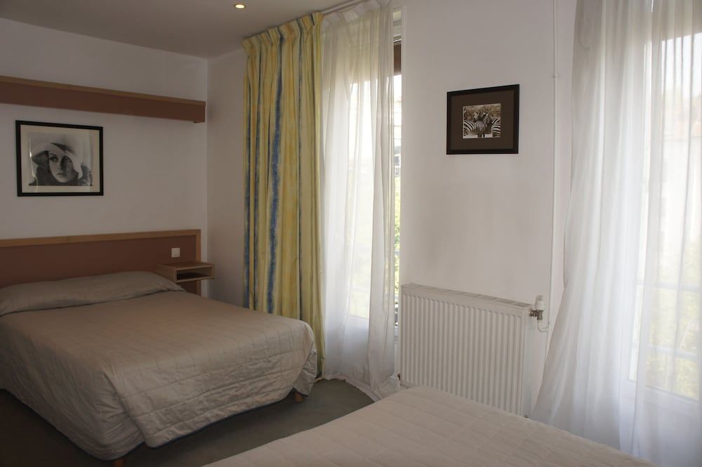 undefined Hotel Edgar Quinet 9