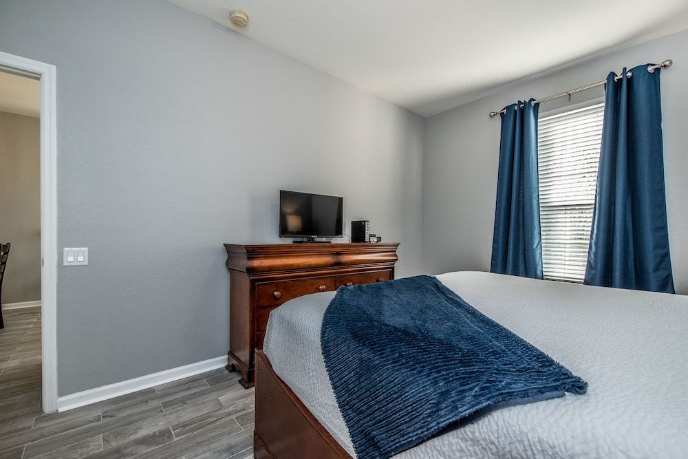 Ana's Joy Apartment (3 Bedrooms) 2