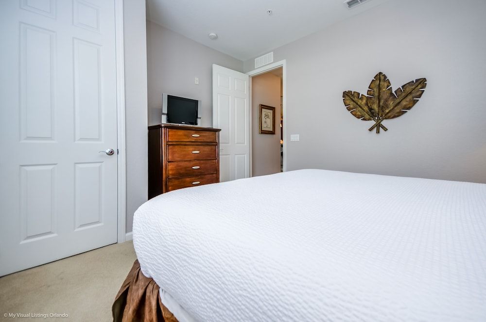 Lakeview Shore Apartment (3 Bedrooms) 3