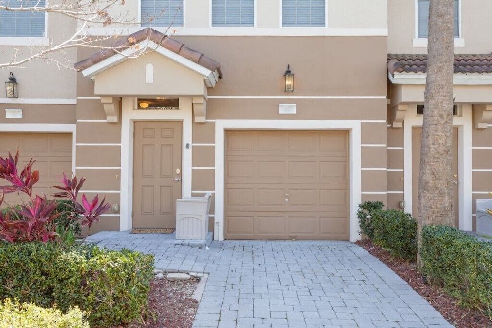 undefined Vista Cay Resort Direct Townhomes by Millennium Management 10