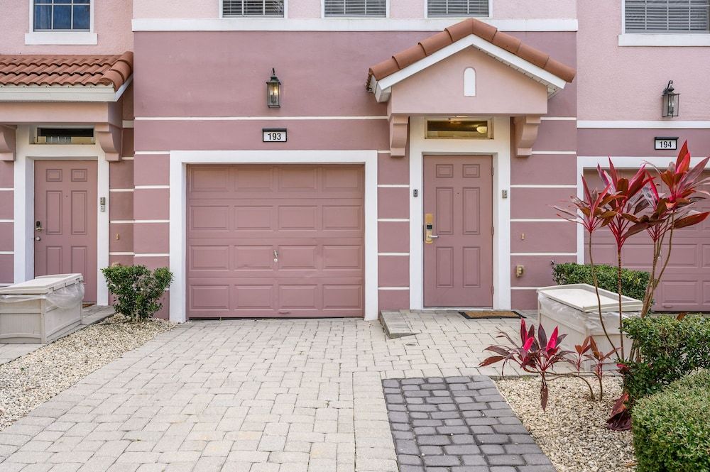 undefined Vista Cay Resort Direct Townhomes by Millennium Management 9