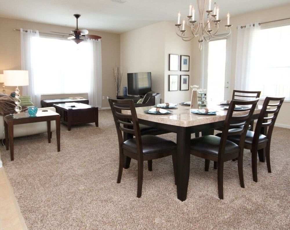 undefined Island Breeze Lake View 3 Bedroom Condo by RedAwning 8