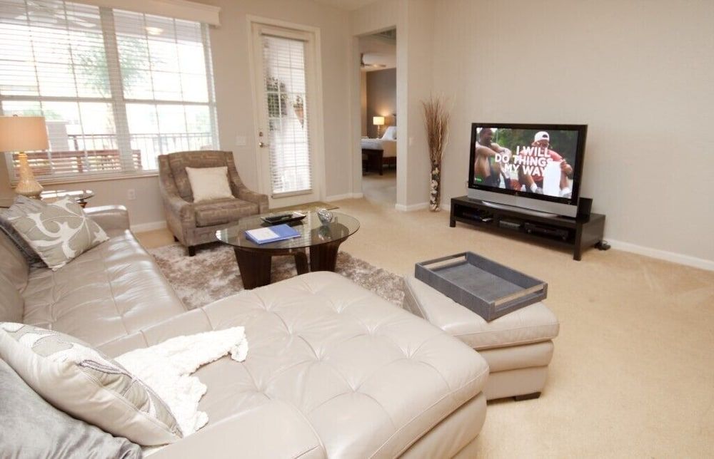 undefined Vista Cay Gem 3 Bedroom Condo by RedAwning