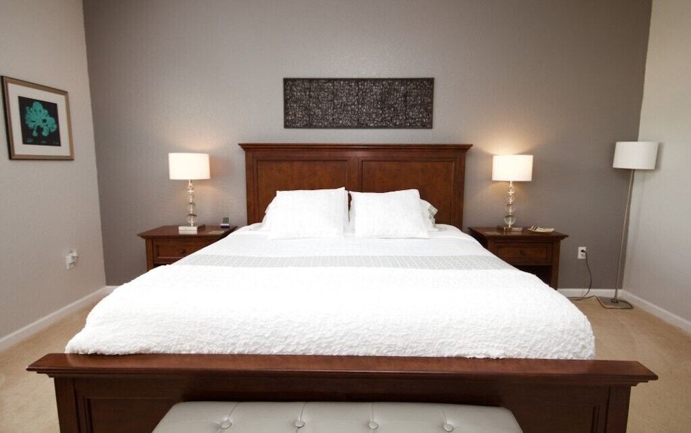 undefined Vista Cay Gem 3 Bedroom Condo by RedAwning 6