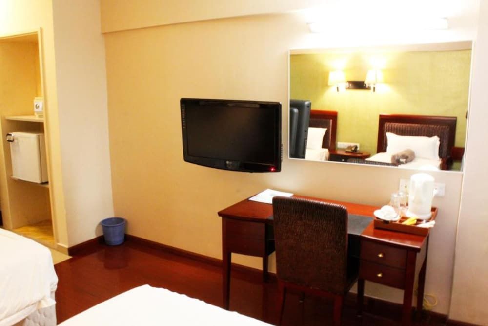 New Mwanza Hotel Deluxe Twin Room 3