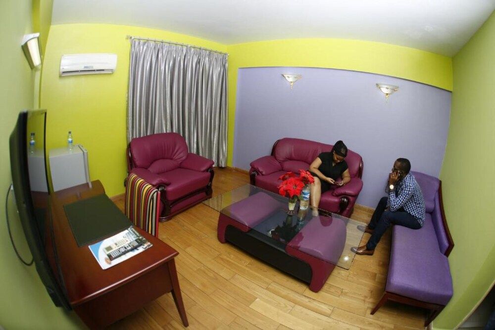 New Mwanza Hotel Presidential Room 4