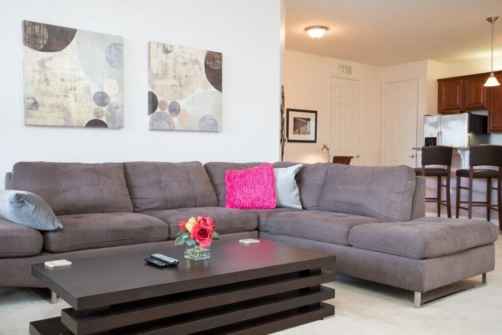 undefined Casa Viva New Vista Cay 3 Bedroom Condo by RedAwning