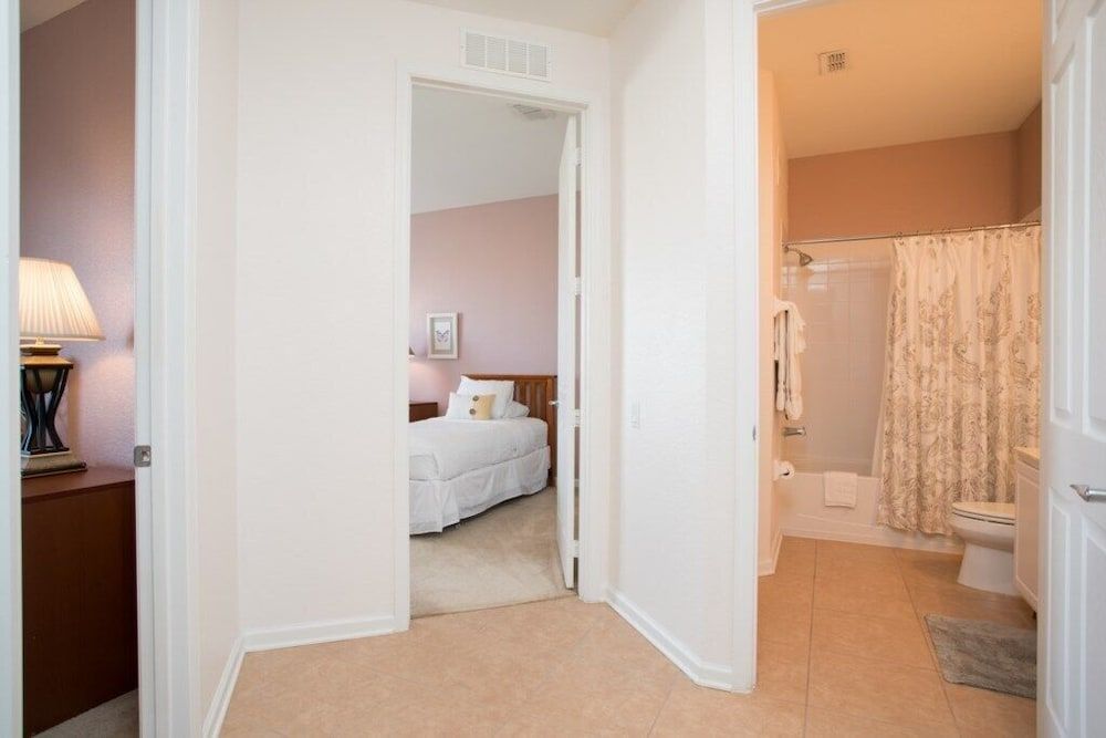 Casa Viva New Vista Cay 3 Bedroom Condo by RedAwning Condo, 3 Bedrooms 13