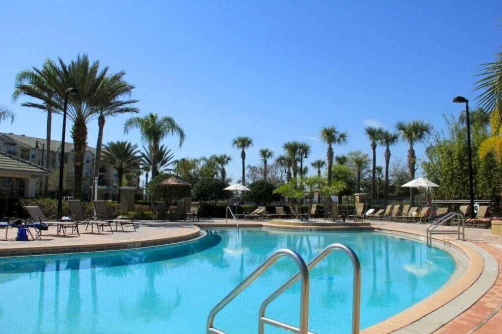 undefined Lake View Paradise 3 Bedroom Condo by RedAwning 6