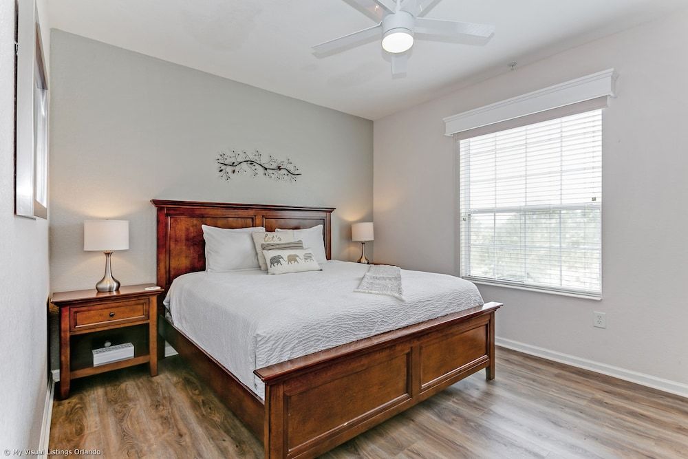 Casa Maria Luxurious 3 Bedroom Condo by RedAwning Condo, 2 Bedrooms 4