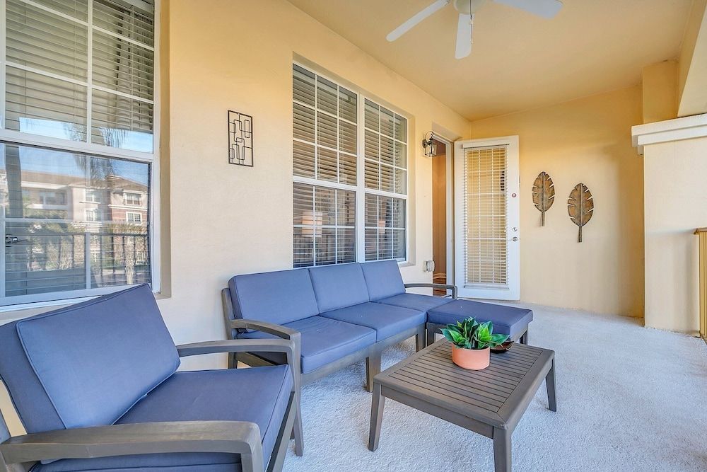 Vero`s Gem Deluxe 3 Bedroom Condo by RedAwning Condo, 3 Bedrooms 8