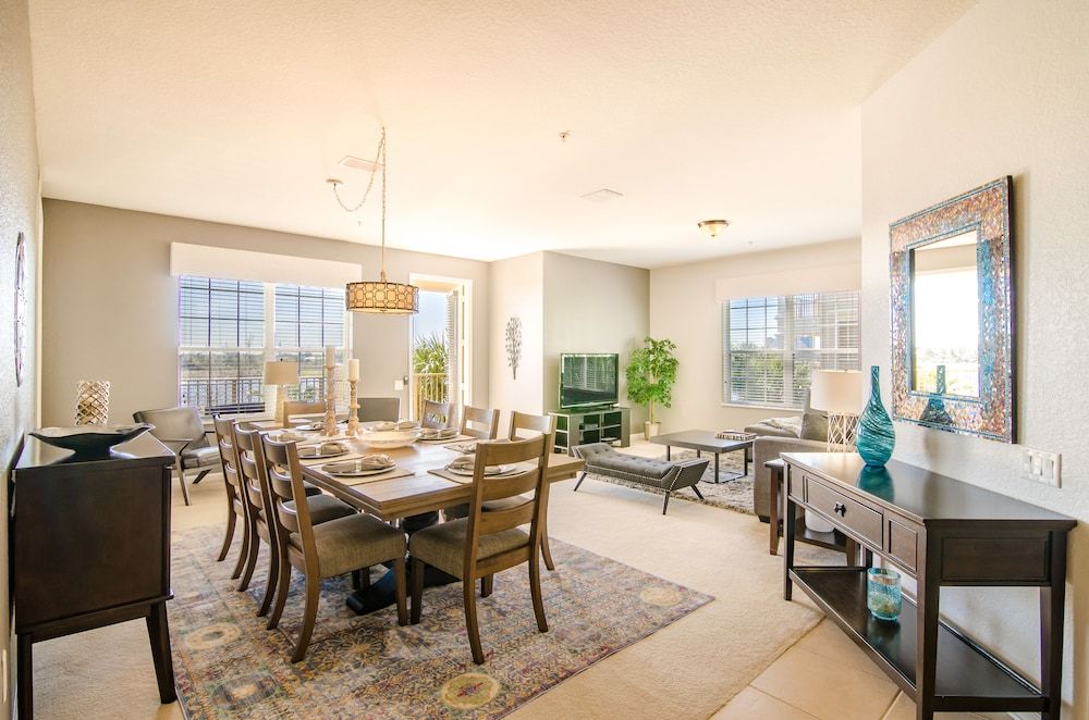 undefined Spring Lakeview 3 Bedroom Condo by RedAwning