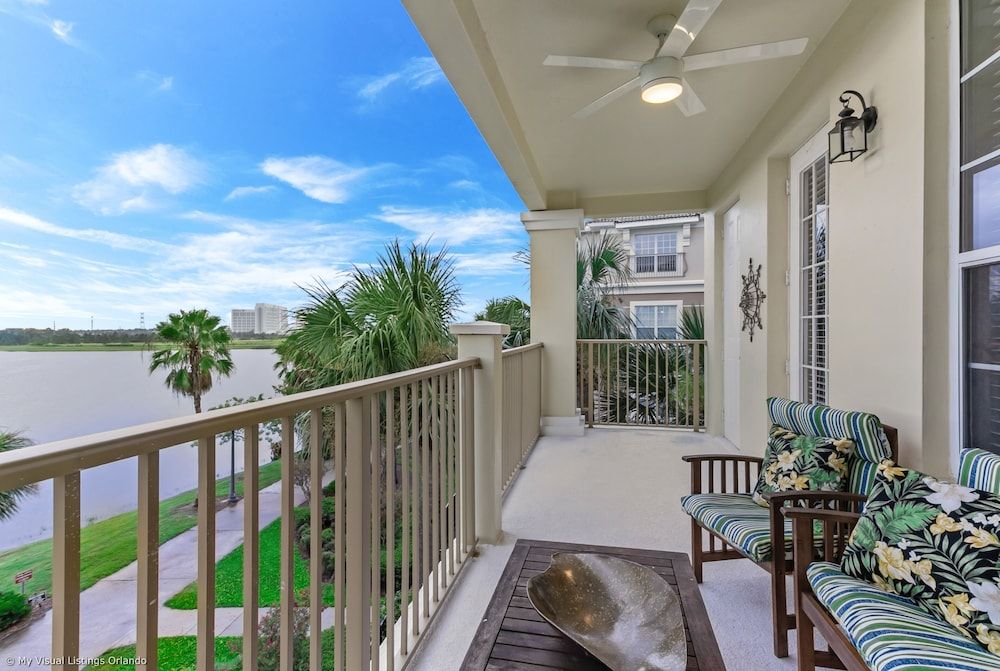 Spring Lakeview 3 Bedroom Condo by RedAwning Condo, 3 Bedrooms 8