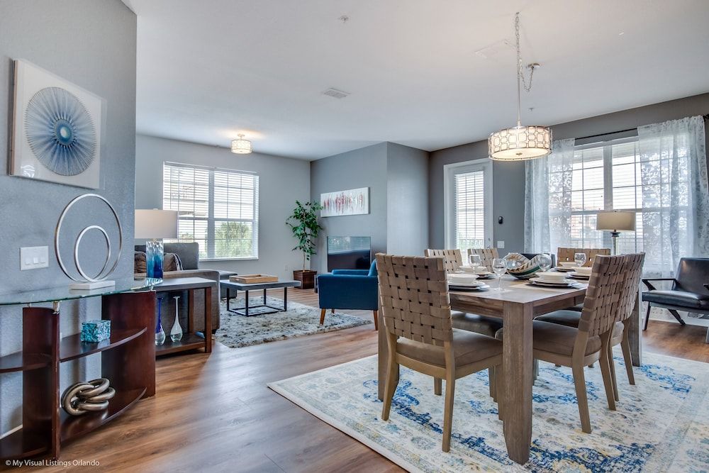 undefined Casa Magna Deluxe 3 Bedroom Condo by RedAwning