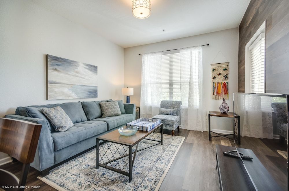 Santiago's Corner Ventura 3 Bedroom Condo by RedAwning Condo, 3 Bedrooms 15