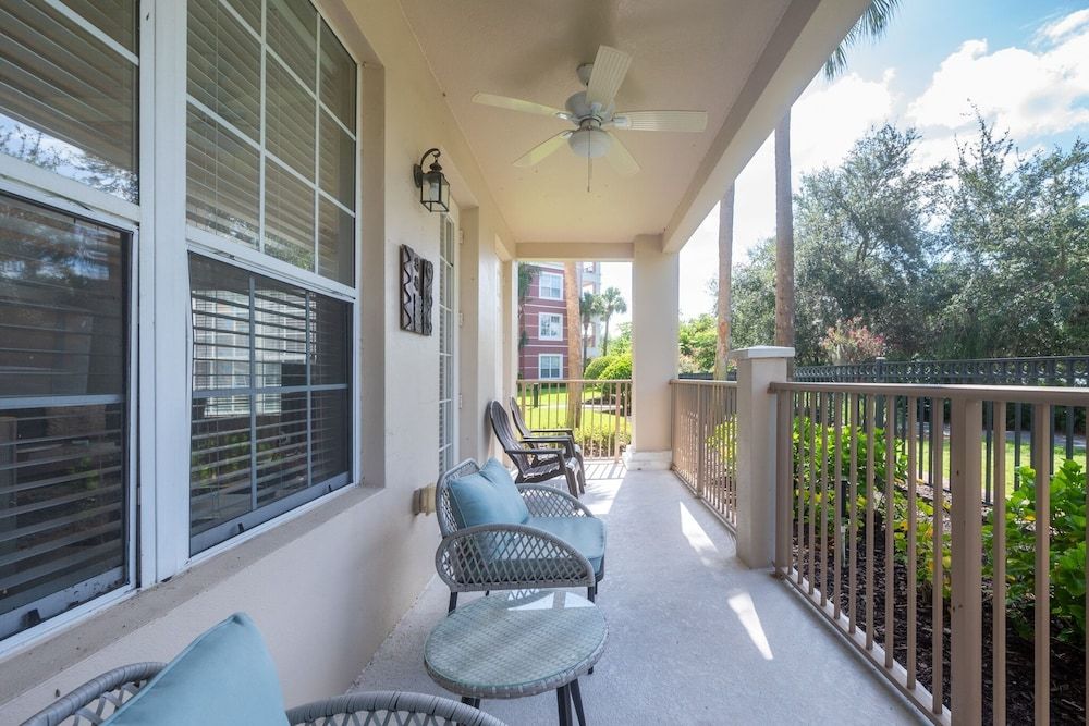 Casa Lucia Lakeview 3 Bedroom Condo by RedAwning Condo, 2 Bedrooms 14