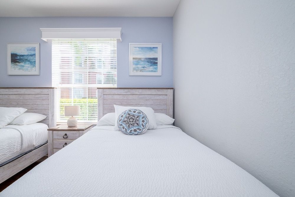 Casa Lucia Lakeview 3 Bedroom Condo by RedAwning Condo, 2 Bedrooms 13