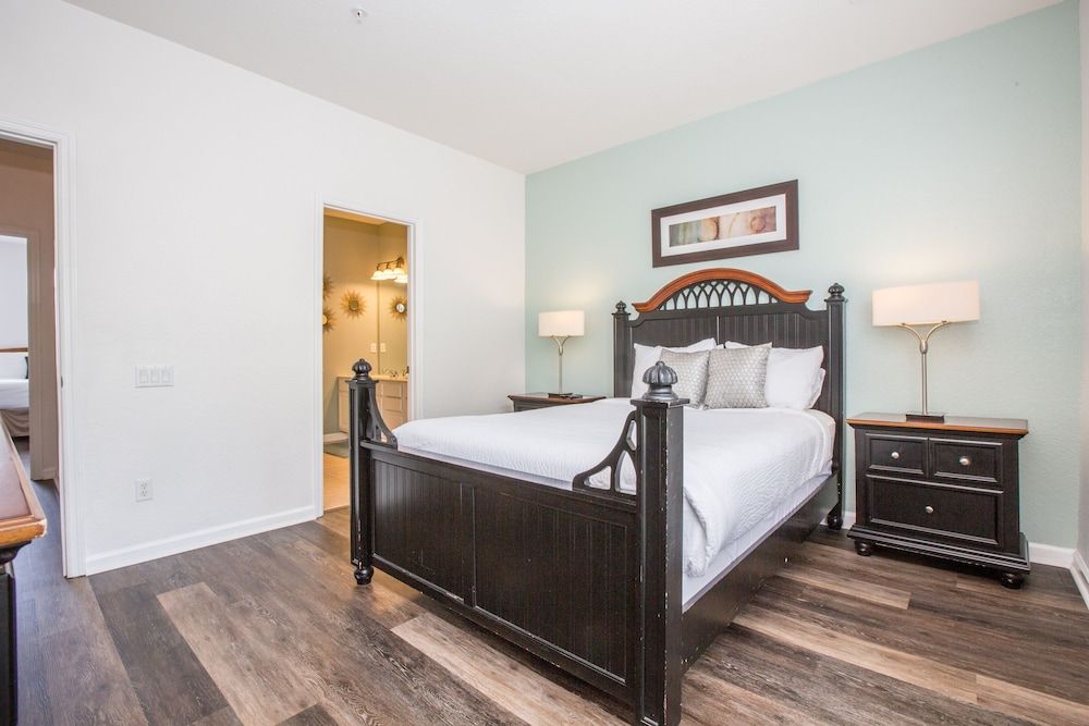 Oasis Escape Townhome 3 Bedroom Condo by Redawning Townhome, 3 Bedrooms 2