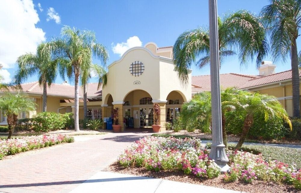 undefined Lake View Escape - New! 3 Bedroom Condo by RedAwning 5