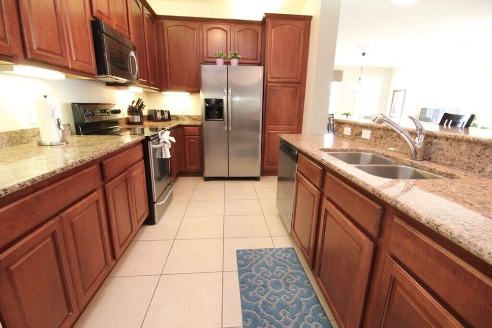 Lake View Escape - New! 3 Bedroom Condo by RedAwning Condo, 3 Bedrooms 6