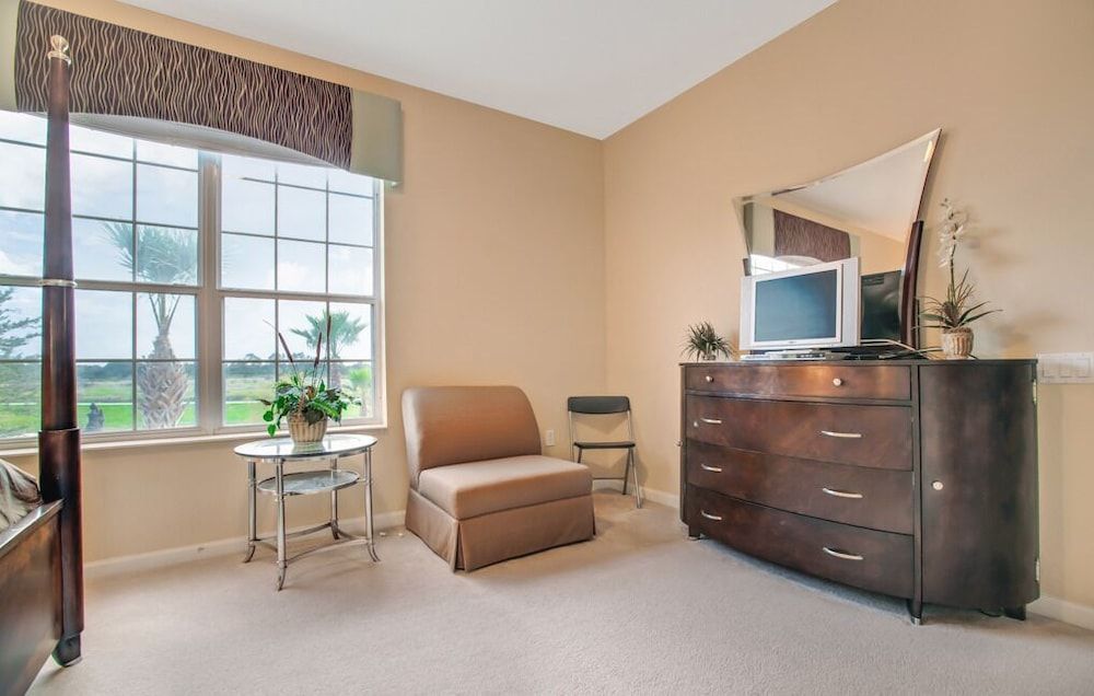 undefined Lake View Escape - New! 3 Bedroom Condo by RedAwning 10