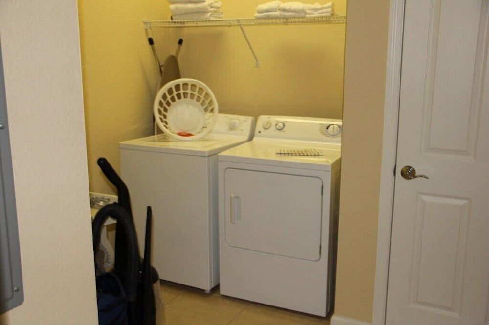 Lake View Penthouse Loft 3 Bedroom Condo by RedAwning Condo, 3 Bedrooms 16