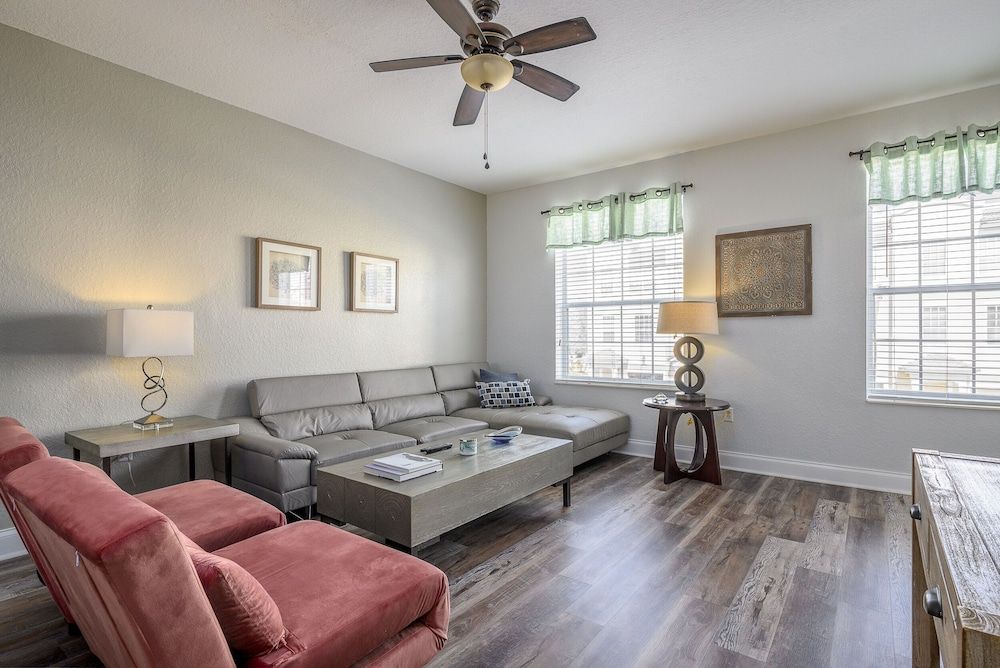 Casa Bella Townhome 3 Bedroom Condo by RedAwning Condo, 3 Bedrooms 22