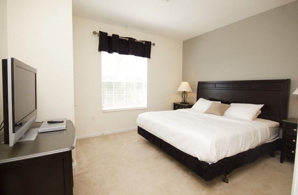 undefined Vista Cay Resort Next To Convention Center 3 Bedroom Condo by RedAwning 10