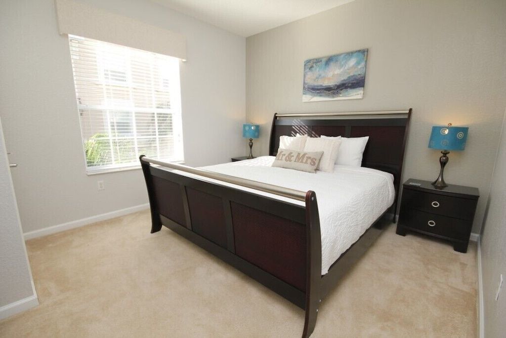 undefined Lakeview Fantasy New! 3 Bedroom Condo by RedAwning 10