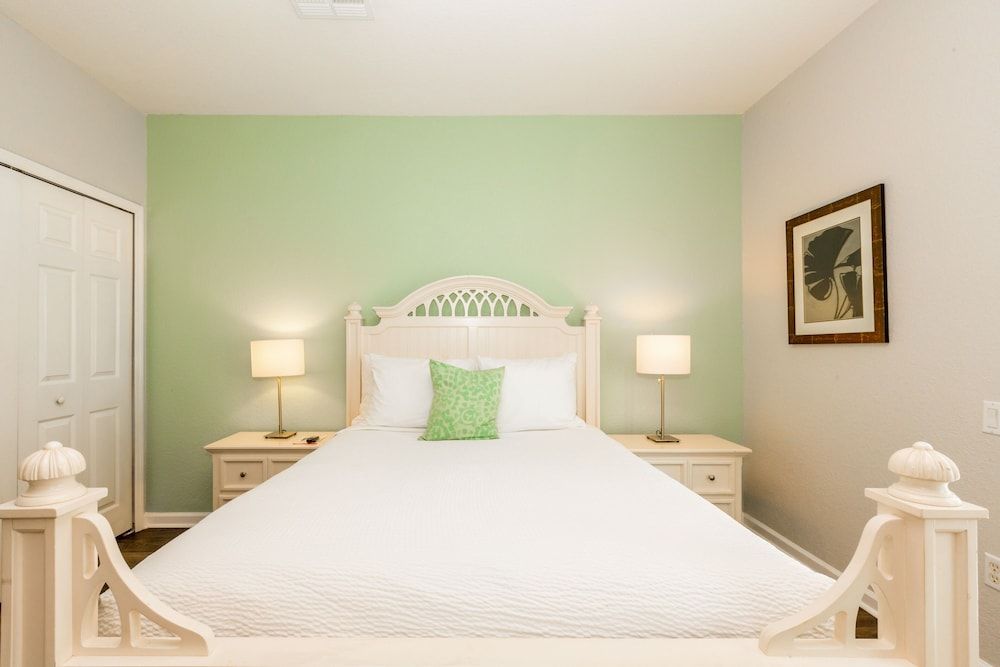 Luxury Townhome 3 Bedroom Condo by Redawning Condo, 3 Bedrooms 11