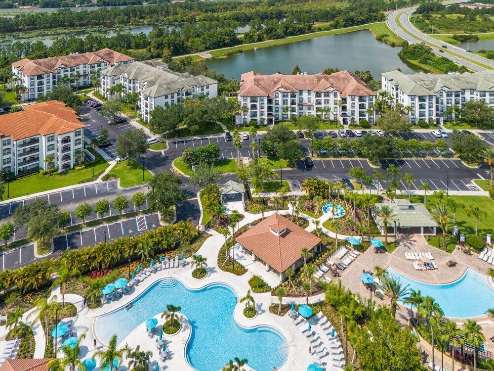 Orlando Palms Deluxe 3 Bedroom Condo by RedAwning Condo, 3 Bedrooms 18