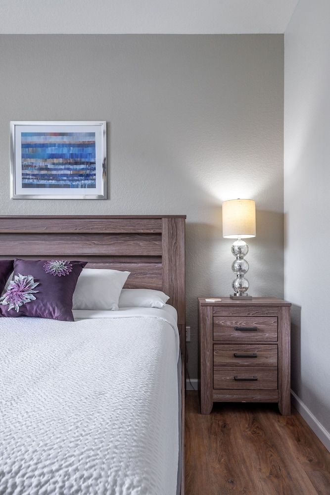 Orlando Palms Deluxe 3 Bedroom Condo by RedAwning Condo, 3 Bedrooms 3