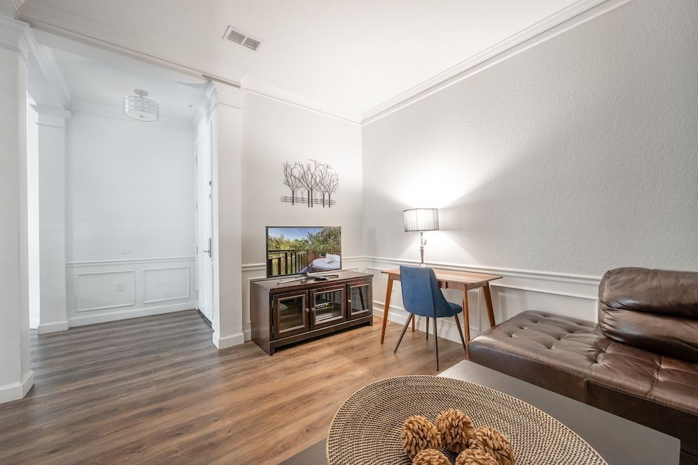 Orlando Palms Deluxe 3 Bedroom Condo by RedAwning Condo, 3 Bedrooms 26