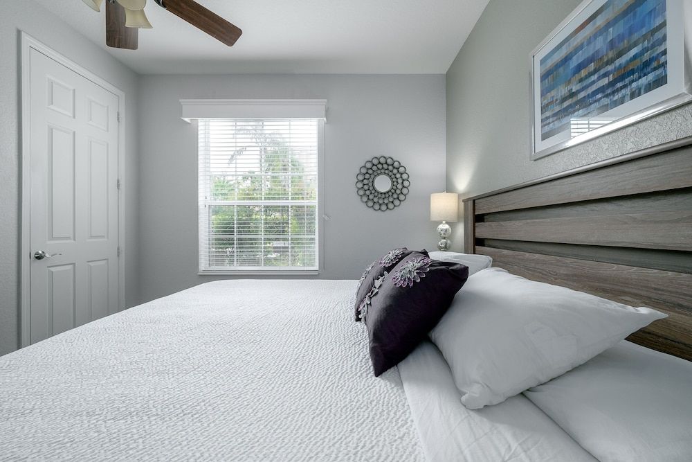 Orlando Palms Deluxe 3 Bedroom Condo by RedAwning Condo, 3 Bedrooms 14