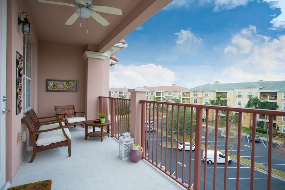 Penthouse Next To Convention Center & Universal 3 Bedroom Condo by RedAwning Condo, 3 Bedrooms 8
